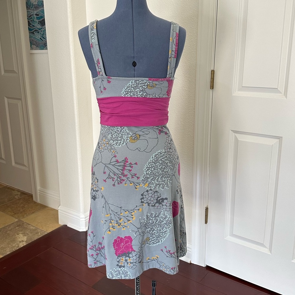 Patagonia athletic dress - Picture 2 of 6